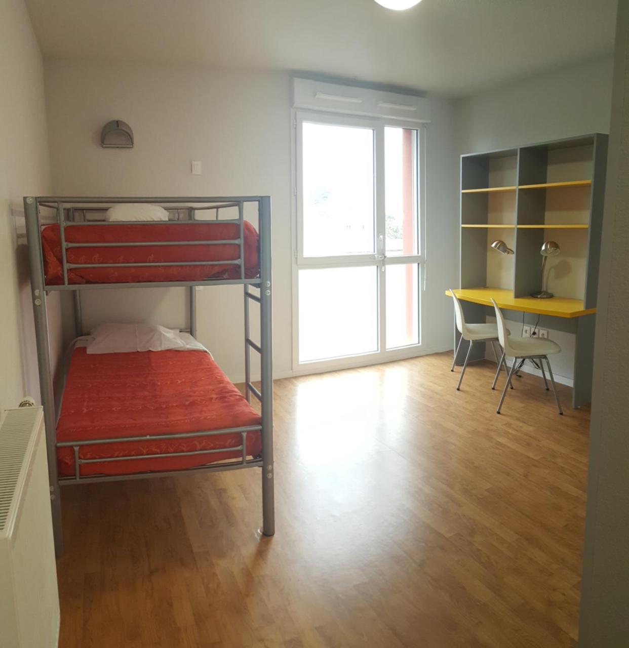 Résidence VALORIA Villebarou Esterno foto